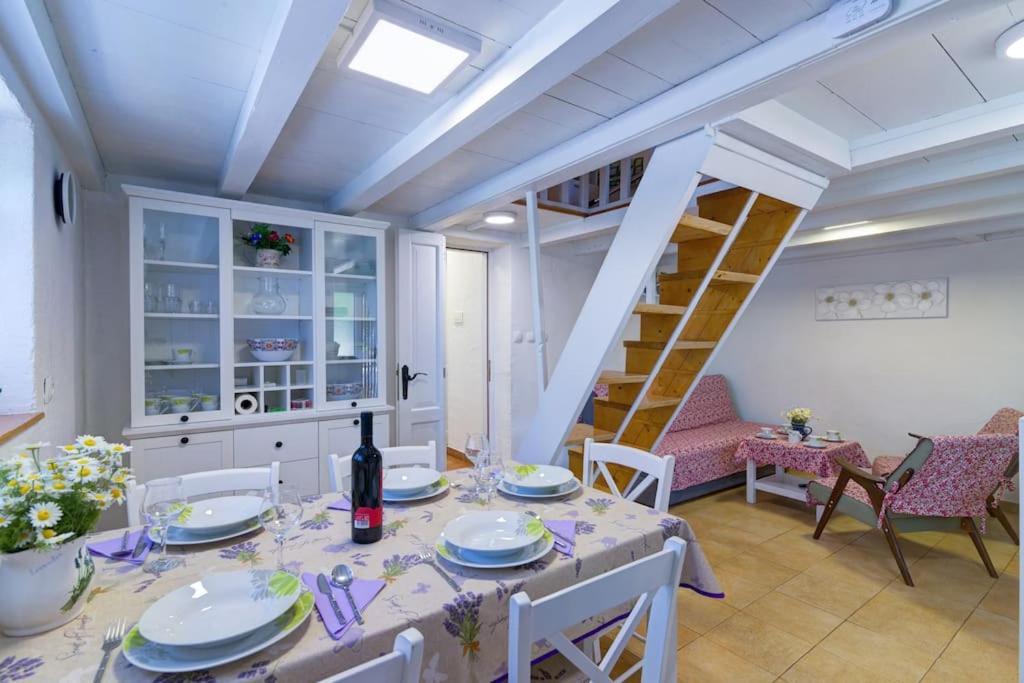Piccola Casa - A Little Paradise Kršan 外观 照片